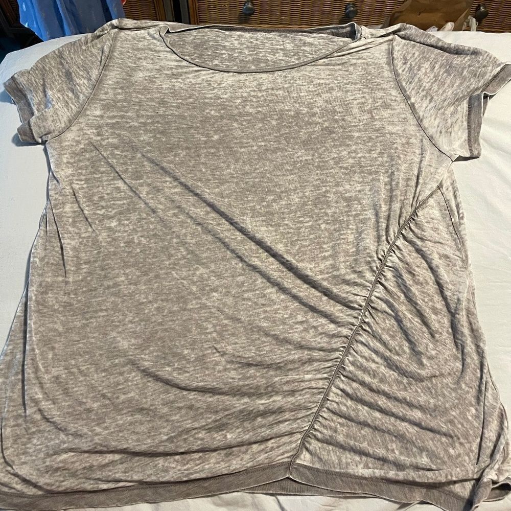Susina Heathered Tee with Rouched Side